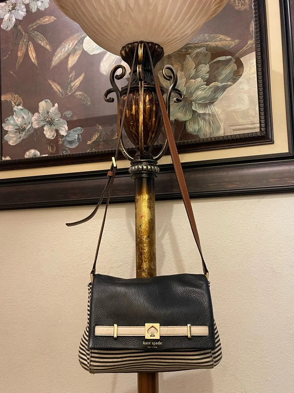 Kate Spade please check all picture of condition